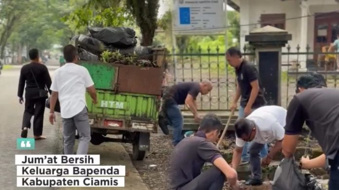 Jumat Bersih Bapenda Ciamis