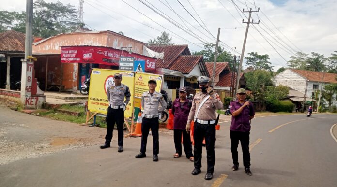 Dishub Ciamis Berkolaborasi dengan Polres Dishub Ciamis Berkolaborasi dengan Polres
