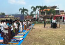Kemarau Melanda, Warga Parungponteng dan Satgas TMMD Kodim 0612/Tasikmalaya Gelar Salat Istisqa Mohon Turunnya Hujan Desa Parungponteng Gelar Salat Istisqa