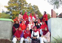 Ibu-Ibu Warga Janggala Ciamis, Gelar Arisan Bulanan dengan Nuansa Kemerdekaan RI ke-81 Semangat warga Janggala Ciamis.