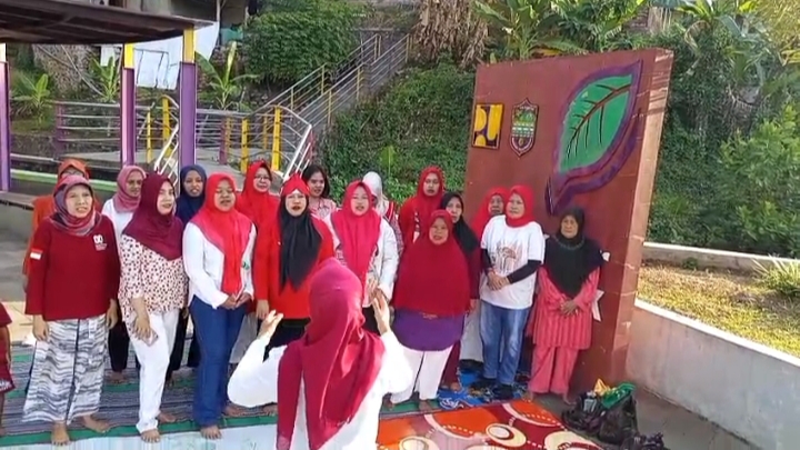 Semangat 45 warga Janggala