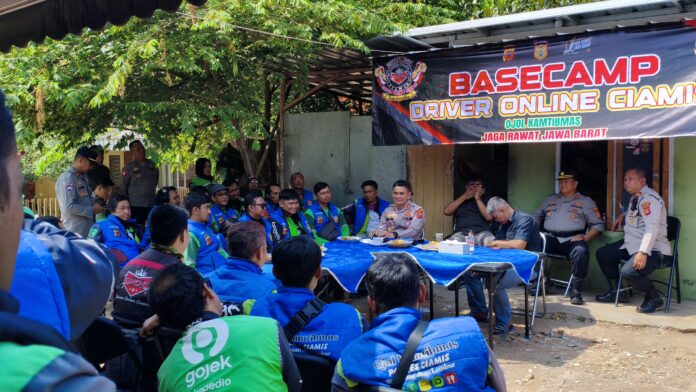 Kapolres Ciamis giat ngopi bareng ojol ciamis